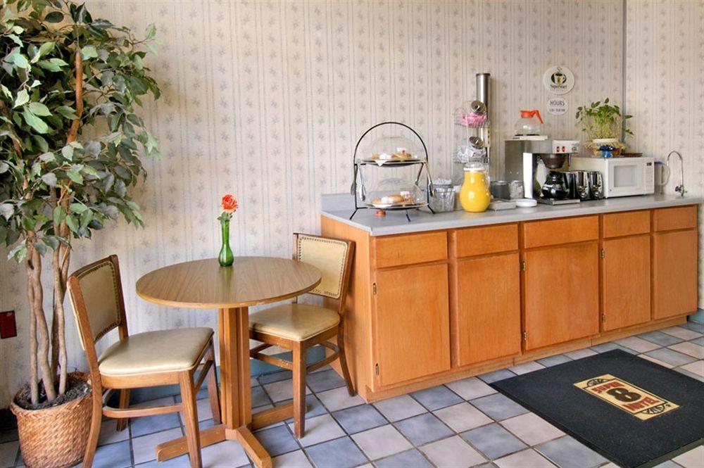 Peoria Inn Tulsa Eksteriør billede