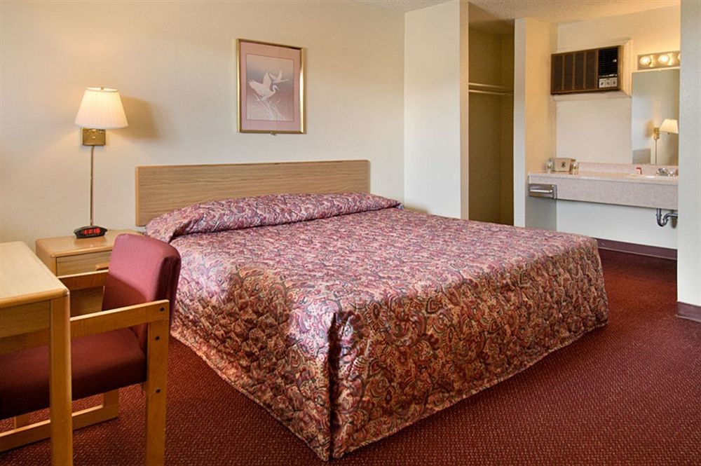 Peoria Inn Tulsa Eksteriør billede